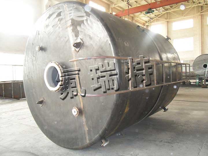 鋼襯塑儲罐、反應(yīng)釜