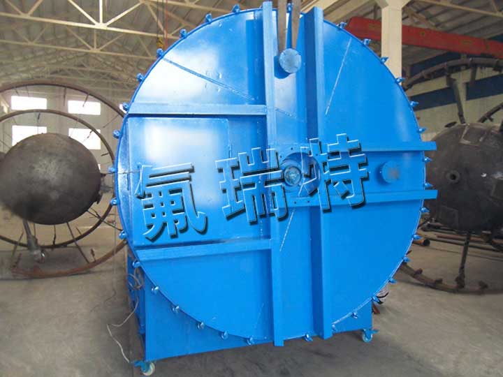 鋼襯塑儲罐、反應(yīng)釜